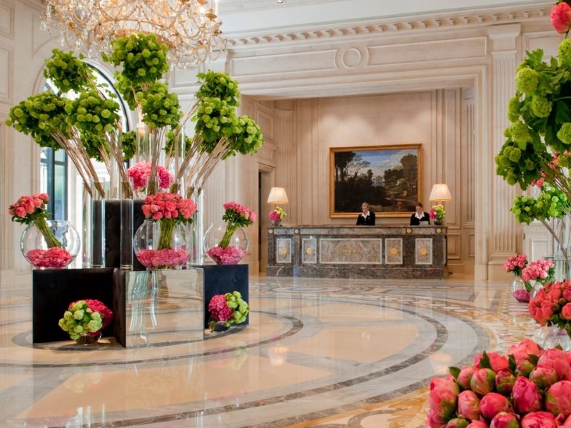 Four Seasons Hotel George V Paris - Lobby